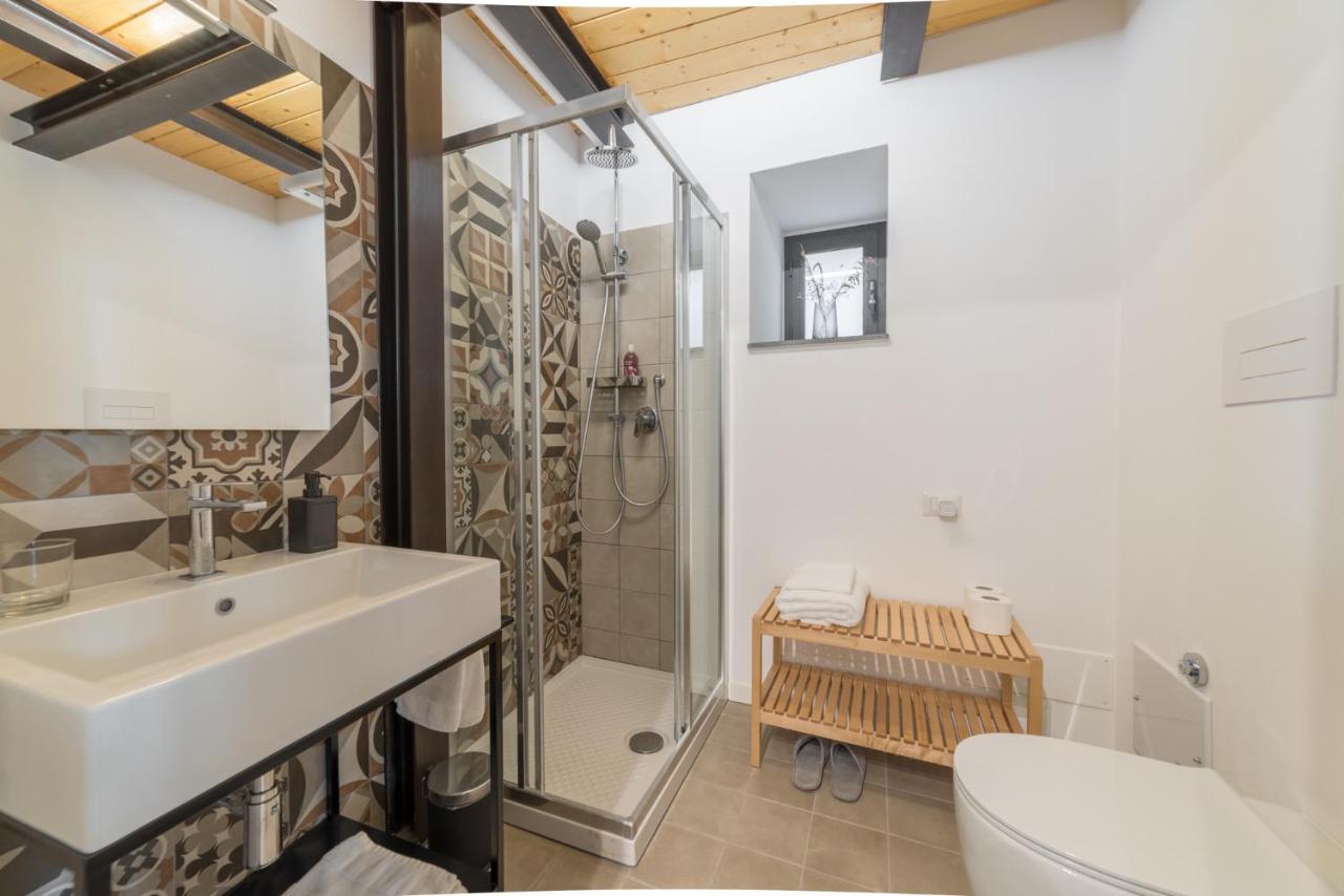 Fonderia Loft Apartment คาตาเนีย ภายนอก รูปภาพ