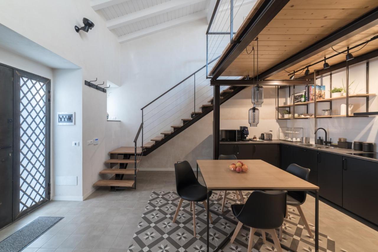 Fonderia Loft Apartment คาตาเนีย ภายนอก รูปภาพ
