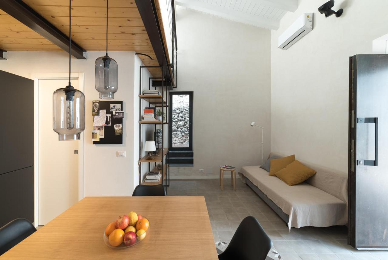 Fonderia Loft Apartment คาตาเนีย ภายนอก รูปภาพ